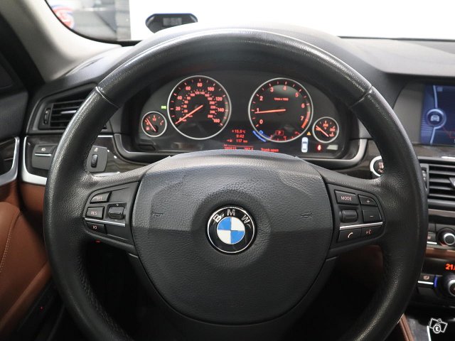 BMW 528 11