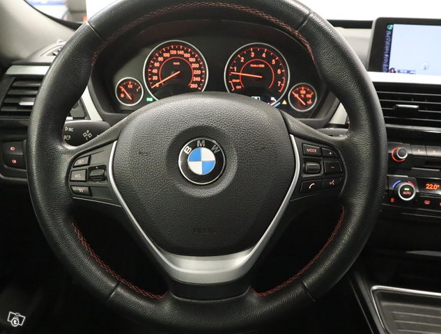 BMW 335 Gran Turismo 11