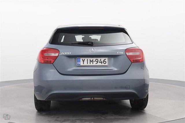 MERCEDES-BENZ A 6