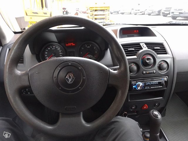 Renault Muut 7