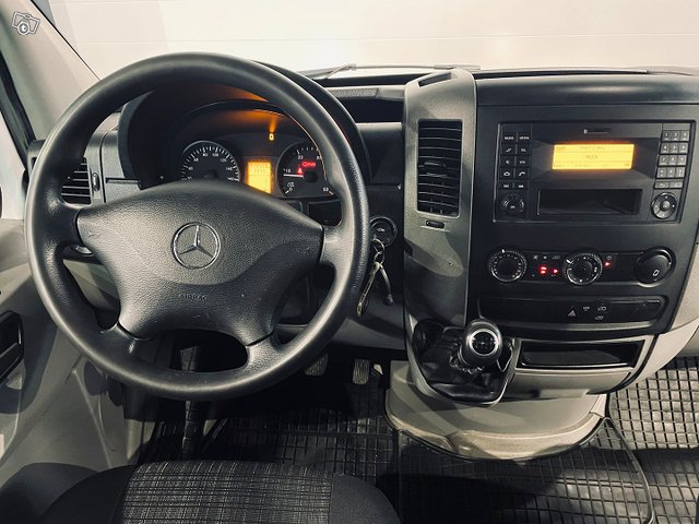 Mercedes-Benz Sprinter 5