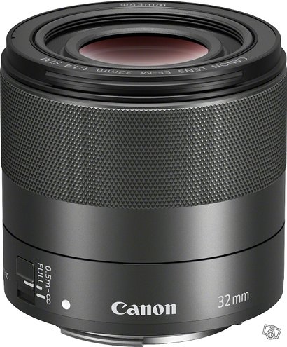 Canon EF-M 32 mm f/1.4 STM objektiivi