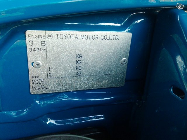 Toyota Land Cruiser 25