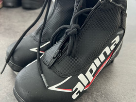 Alpina monot 32 NNN, Hiihto, Urheilu ja ulkoilu, Jämijärvi, Tori.fi Alpina monot 32 NNN, Hiihto, Urheilu ja ulkoilu, Jämijärvi, Tori.fi