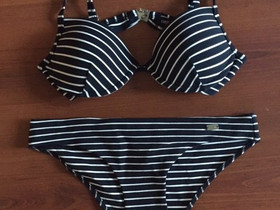 Emporio Armani, Muut asusteet, Asusteet ja kellot, Heinola, Tori.fi Emporio Armani, Muut asusteet, Asusteet ja kellot, Heinola, Tori.fi