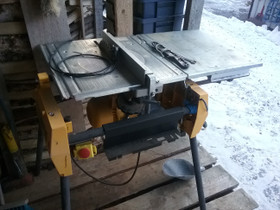 Dewalt kääntöpöytäsirkeli / VAIHTO PERÄKÄRRYYN, Työkalut, tikkaat ja laitteet, Rakennustarvikkeet ja työkalut, Lohja, Tori.fi Dewalt kääntöpöytäsirkeli / VAIHTO PERÄKÄRRYYN, Työkalut, tikkaat ja laitteet, Rakennustarvikkeet ja työkalut, Lohja, Tori.fi