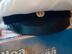 2 kpl ylioppilaslakkeja, Laukut ja hatut, Asusteet ja kellot, Riihimäki, Tori.fi 2 kpl ylioppilaslakkeja, Laukut ja hatut, Asusteet ja kellot, Riihimäki, Tori.fi