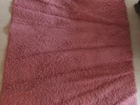 Pinkki karvalankamatto, Muu sisustus, Sisustus ja huonekalut, Valkeakoski, Tori.fi Pinkki karvalankamatto, Muu sisustus, Sisustus ja huonekalut, Valkeakoski, Tori.fi
