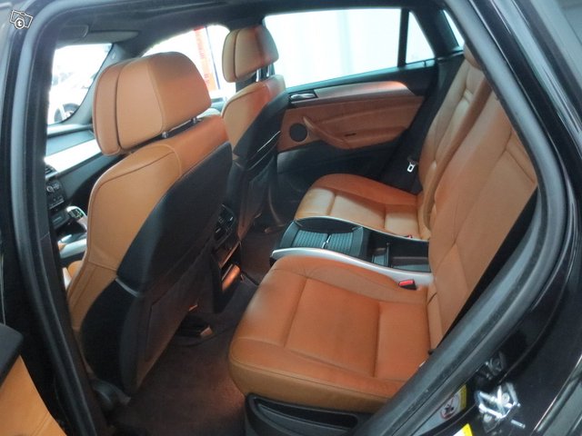 BMW X6 10