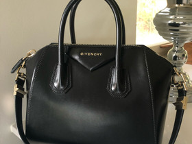 Givenchy antigona laukku, Laukut ja hatut, Asusteet ja kellot, Lahti, Tori.fi Givenchy antigona laukku, Laukut ja hatut, Asusteet ja kellot, Lahti, Tori.fi