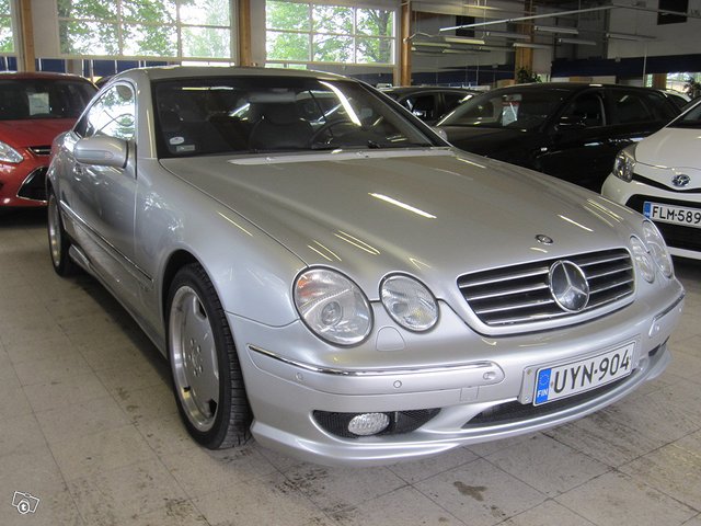 Mercedes-Benz CL 600 1