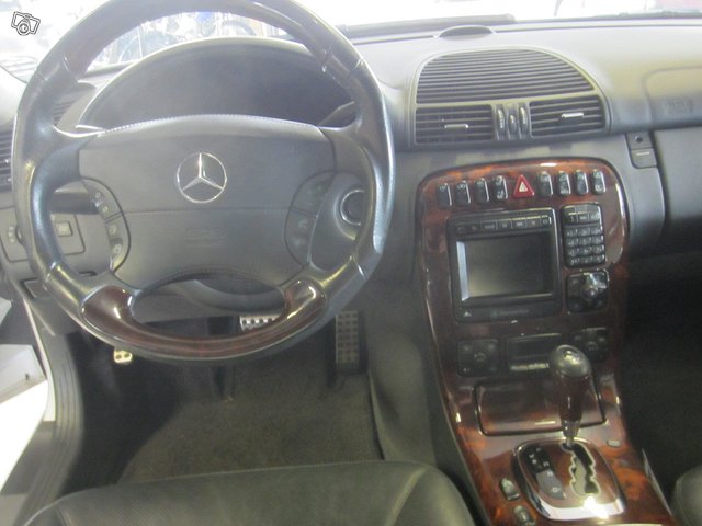 Mercedes-Benz CL 600 10