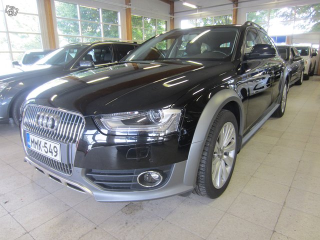 Audi A4 Allroad Quattro 2