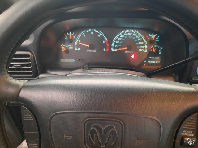 Dodge Ram 1500 7