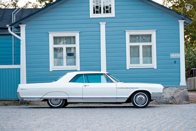 Buick Electra 2