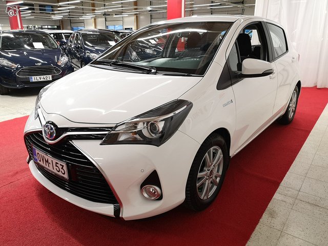 Toyota Yaris 7