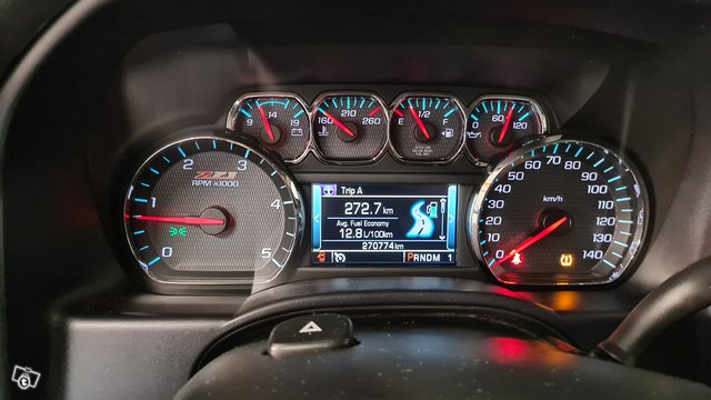 Chevrolet Silverado 12