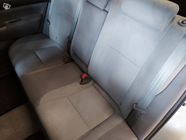 Toyota Prius 9