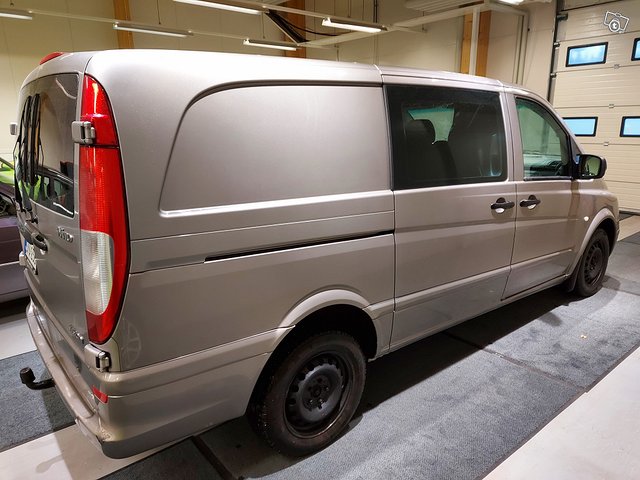 Mercedes-Benz Vito 4