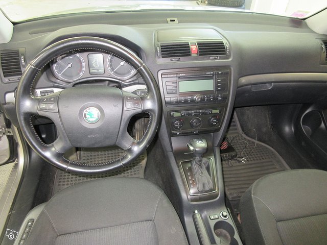 Skoda Octavia 10
