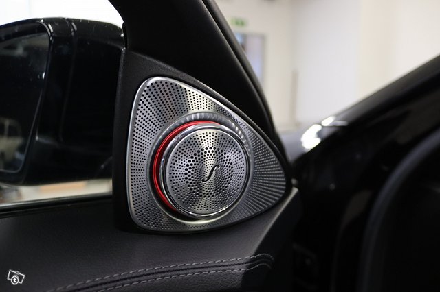 Mercedes-Benz S 63 AMG 14