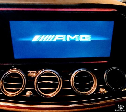 Mercedes-Benz E 63 AMG 7