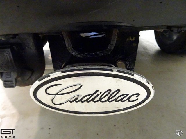 Cadillac Escalade 20