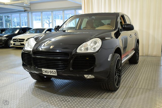 Porsche Cayenne 7