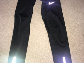 Nike Dri-fit S, Juoksu ja lenkkeily, Urheilu ja ulkoilu, Kuopio, Tori.fi Nike Dri-fit S, Juoksu ja lenkkeily, Urheilu ja ulkoilu, Kuopio, Tori.fi