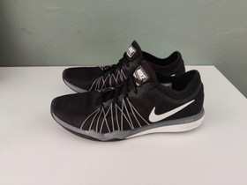 Nike Dual Fusion Hit treenikengät, Vaatteet ja kengät, Oulu, Tori.fi Nike Dual Fusion Hit treenikengät, Vaatteet ja kengät, Oulu, Tori.fi