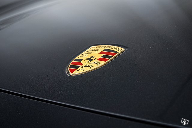 Porsche Panamera 9