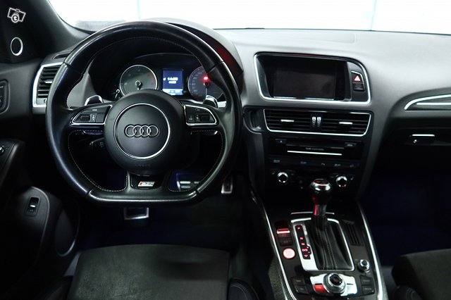 Audi SQ5 13