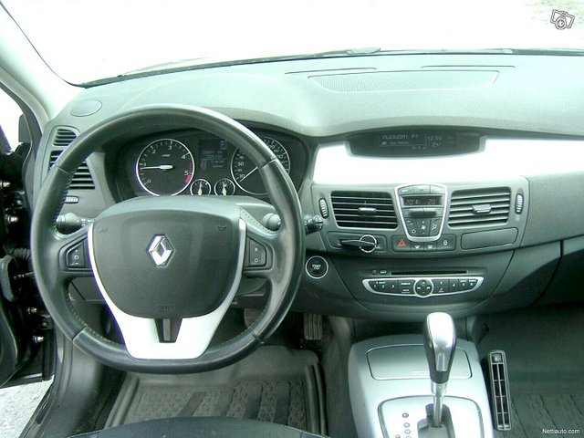 Renault Laguna 6
