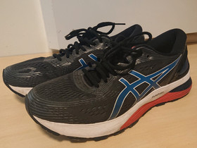 Asics Nimbus juoksukengät. 46, Juoksu ja lenkkeily, Urheilu ja ulkoilu, Mikkeli, Tori.fi Asics Nimbus juoksukengät. 46, Juoksu ja lenkkeily, Urheilu ja ulkoilu, Mikkeli, Tori.fi