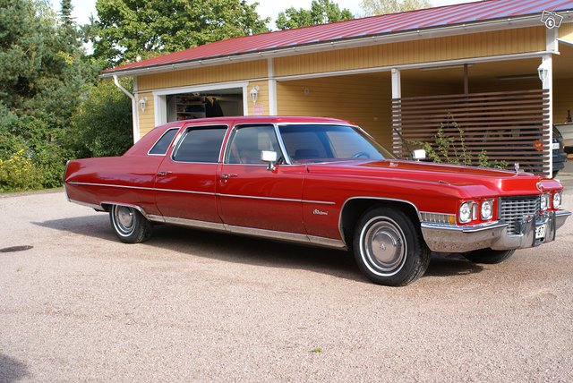 Cadillac Fleetwood 1