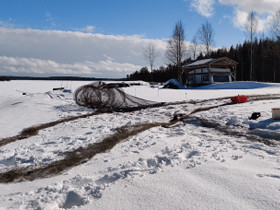Iso kasa lahtirysiä ja aitaverkkoja, Kalastustarvikkeet, Metsästys ja kalastus, Posio, Tori.fi Iso kasa lahtirysiä ja aitaverkkoja, Kalastustarvikkeet, Metsästys ja kalastus, Posio, Tori.fi