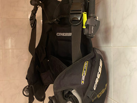 Cressi Aero Light liivi, Uinti ja sukellus, Urheilu ja ulkoilu, Seinäjoki, Tori.fi Cressi Aero Light liivi, Uinti ja sukellus, Urheilu ja ulkoilu, Seinäjoki, Tori.fi