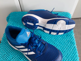 Adidas sisäpelikengät, koko 42, Pallopelit, Urheilu ja ulkoilu, Tornio, Tori.fi Adidas sisäpelikengät, koko 42, Pallopelit, Urheilu ja ulkoilu, Tornio, Tori.fi