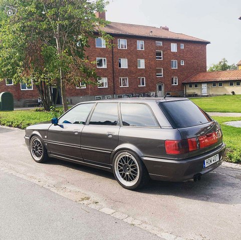 Audi S2 2