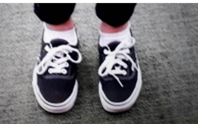 Vans/ 37