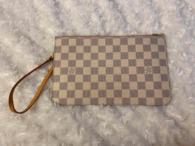 Louis Vuitton, Laukut ja hatut, Asusteet ja kellot, Lahti, Tori.fi Louis Vuitton, Laukut ja hatut, Asusteet ja kellot, Lahti, Tori.fi