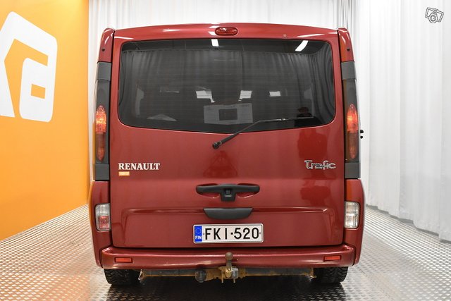 Renault Trafic 6