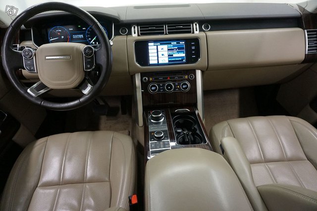 Land Rover Range Rover 16