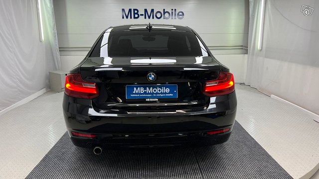 BMW 220 4