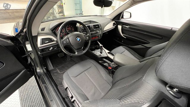 BMW 220 11