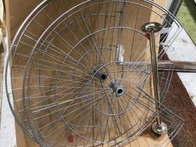 Kulmakaapin karusellihylly, Hyllyt ja säilytys, Sisustus ja huonekalut, Hämeenlinna, Tori.fi Kulmakaapin karusellihylly, Hyllyt ja säilytys, Sisustus ja huonekalut, Hämeenlinna, Tori.fi