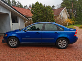 Volvo S40 mukiteline, Lisävarusteet ja autotarvikkeet, Auton varaosat ja tarvikkeet, Kaarina, Tori.fi Volvo S40 mukiteline, Lisävarusteet ja autotarvikkeet, Auton varaosat ja tarvikkeet, Kaarina, Tori.fi