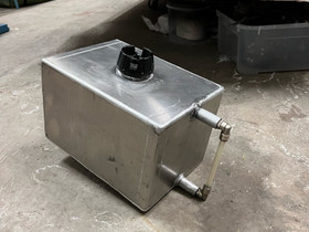 Wallas polttoaine tankki, Lisävarusteet ja autotarvikkeet, Auton varaosat ja tarvikkeet, Kokkola, Tori.fi Wallas polttoaine tankki, Lisävarusteet ja autotarvikkeet, Auton varaosat ja tarvikkeet, Kokkola, Tori.fi