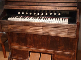 Vanha urkuharmooni, Pianot, urut ja koskettimet, Musiikki ja soittimet, Lappeenranta, Tori.fi Vanha urkuharmooni, Pianot, urut ja koskettimet, Musiikki ja soittimet, Lappeenranta, Tori.fi