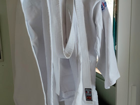 Judopuku 175cm, Kamppailulajit, Urheilu ja ulkoilu, Kuopio, Tori.fi Judopuku 175cm, Kamppailulajit, Urheilu ja ulkoilu, Kuopio, Tori.fi